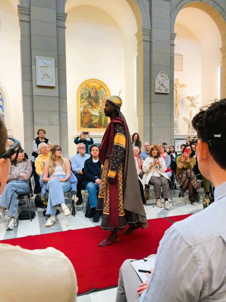 Observation of a display of medieval Nubian dignitaries’ attire at the Bode-Museum in Berlin. This was the first eye-tracking study of its kind conducted during a historical garments exhibition.