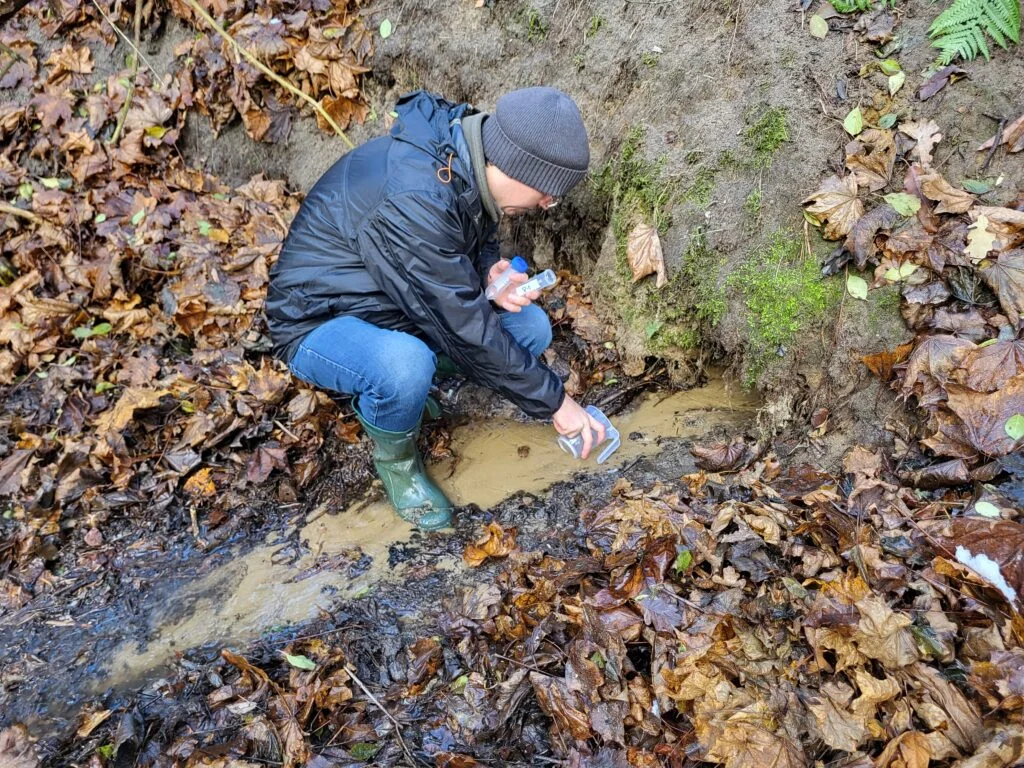 Water sampling at a spring near Nowe Miasto nad Pilicą.