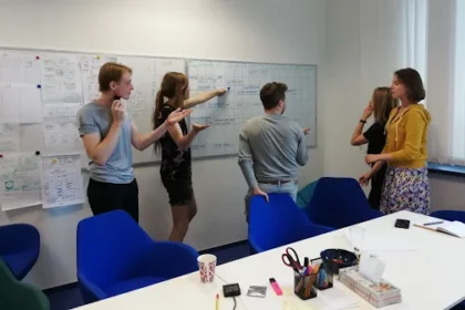 Researchers at HILL – Human Interactivity and Language Lab analyzing in-depth interviews, ethnographic studies, 2020