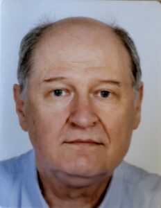 zastępca dyrektora ds. technicznych Środowiskowego Laboratorium Ciężkich Jonów UW. W swojej pracy łączy fizykę jądrową i radiofarmaceutyki z medycyną. Bierze udział w badaniach nad nowatorskim skanerem pozytonowym J-PET, który umożliwia pomiar czasu życia pozytonium w tkankach, otwierając nowe możliwości wczesnego wykrywania nowotworów.
