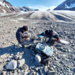 Svalbard_2023_Pomiary_spektrometrem_ZMNIEJSZONE (1)