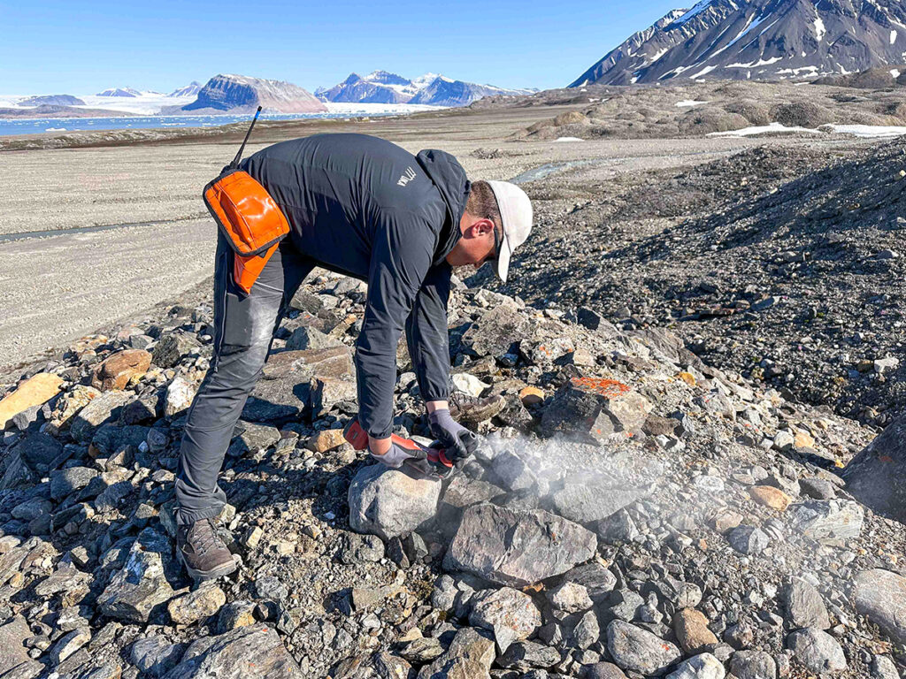 Svalbard_2023_pobór_próbek_ZMNIEJSZONE (1)