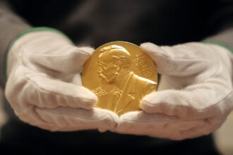 Nobel Prize Outreach/Clément Morin