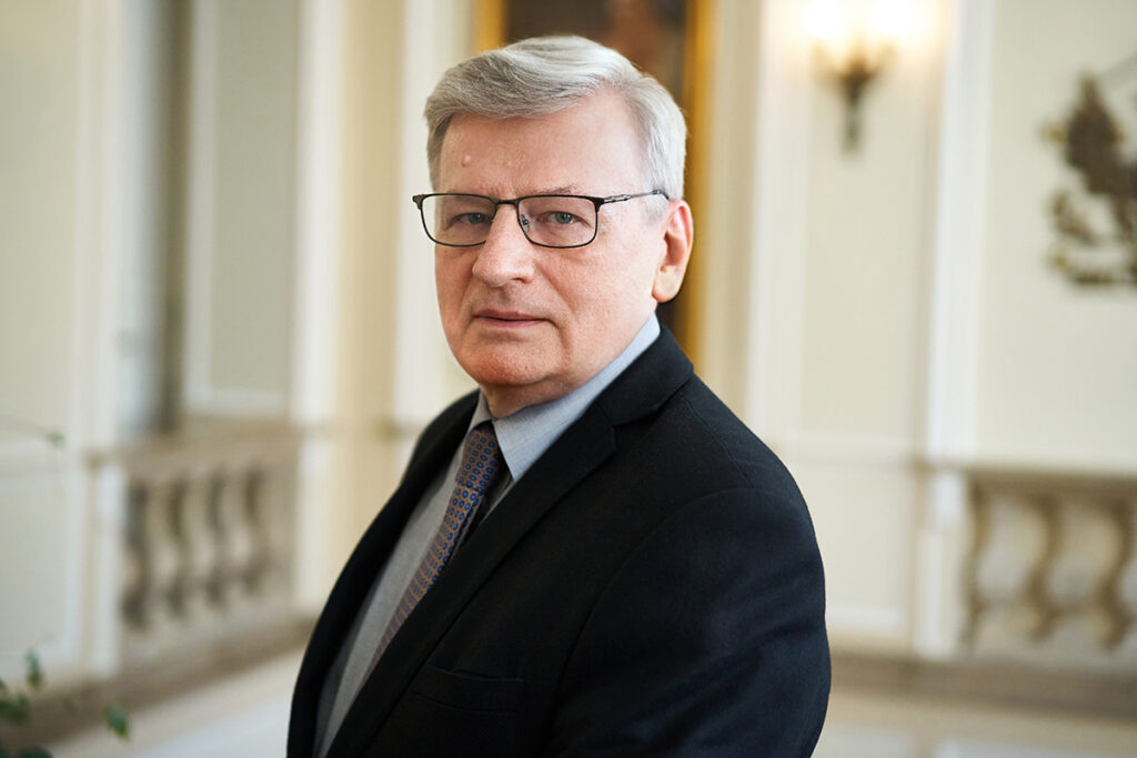 Co czeka naukę na UW? Rozmawiamy z prorektorem U...
