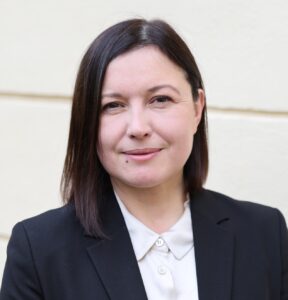 dr_Justyna_Nakonieczna_Bartosiewicz_kadr