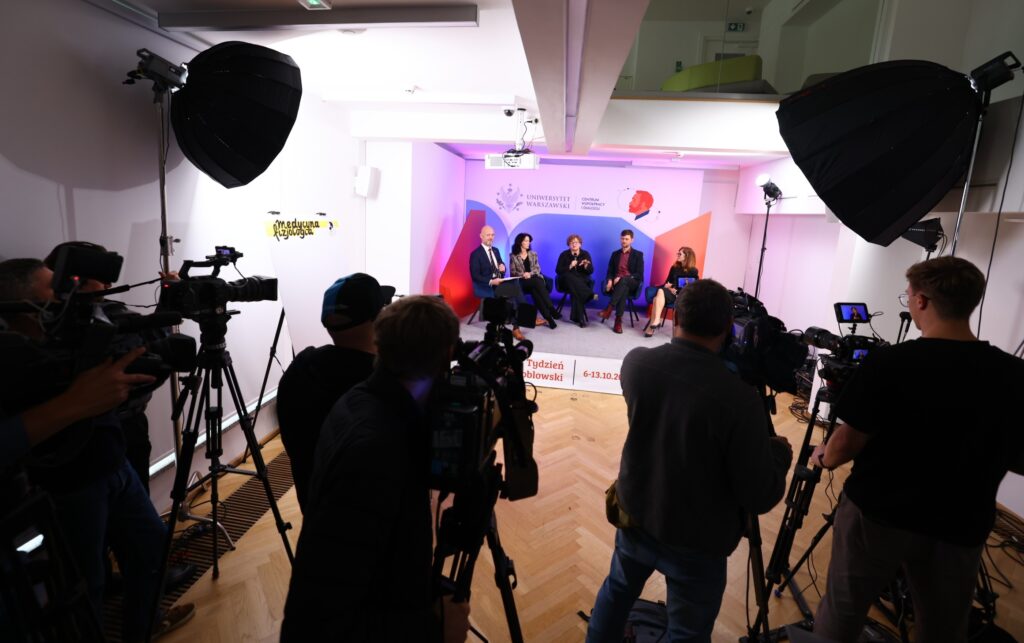 komentuja-badacze-z-UW.