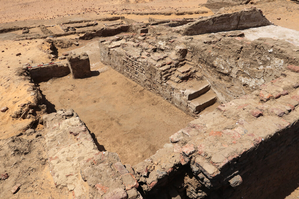 Dongola_tzw-Dom-Krola-2