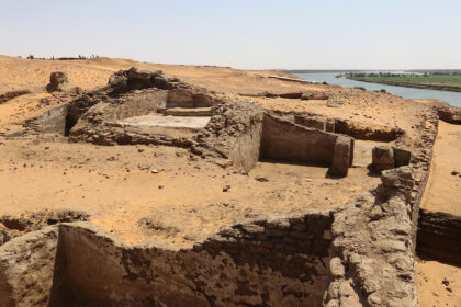 Dongola_tzw-Dom-Krola_
