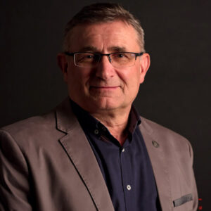 Dariusz-Manasterski_054A6941m-544x768_KWADRAT