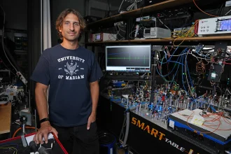 Prof.-Michal-Parniak-laureat-ERC